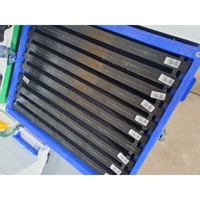 Műanyag keret 48,2 x 23 cm